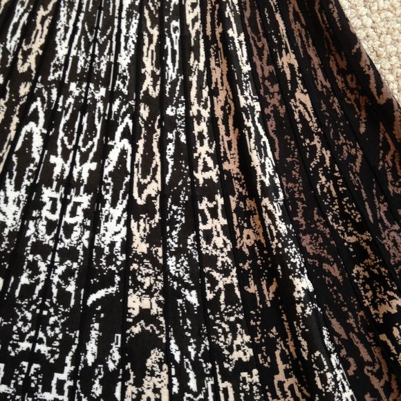 NIC+ZOE - Rib-Knit Twirl Dress - Excellent Cond. - Picture 6 of 8